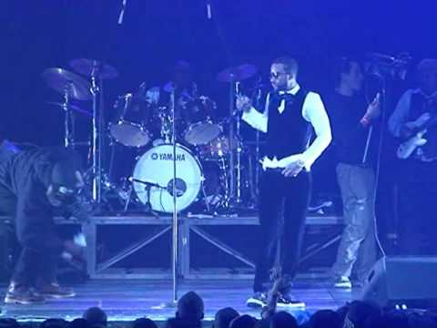 Fally Ipupa - Deliberation live au Zenith