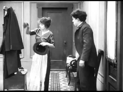 His Trysting Place (1914) - CHARLIE CHAPLIN & MABEL NORMAND - Mack Sennett