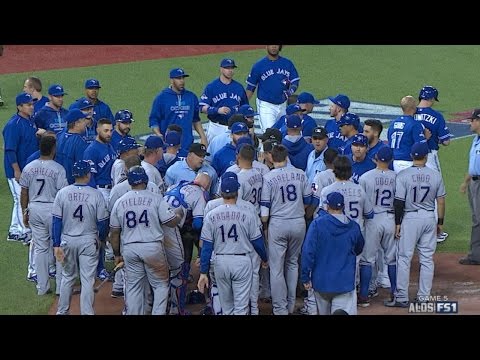 TEX@TOR Gm5: Blue Jays take lead in a wild 7th inning