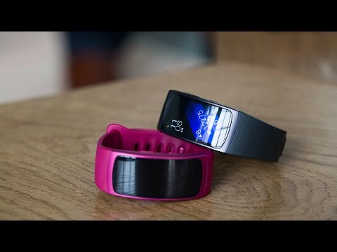 Samsung Gear Fit 2 first look