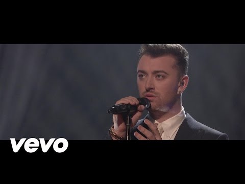 Sam Smith - Writing's On The Wall (Live On The Graham Norton Show)