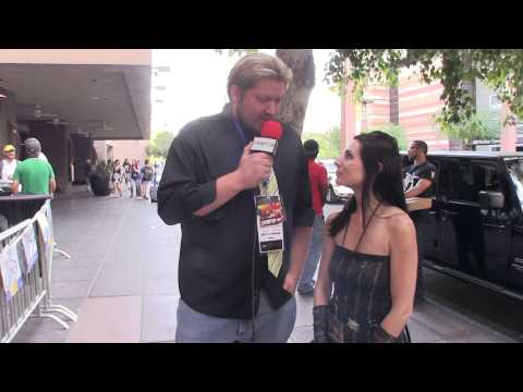 Victoria Paege at Phoenix ComicCon 2013