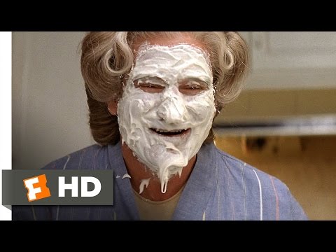 Mrs. Doubtfire (3/5) Movie CLIP - Mrs. Doubtfire's Cake Face (1993) HD