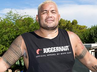 SUNDAY TELEGRAPH SPECIAL Mark Hunt relaxes in the backyard of the Vegas home the UFC provided. MUST CREDIT Ryan Loco