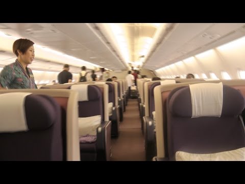 A380 Business Class Malaysia Airlines MH0073: Hong Kong to Kuala Lumpur, Malaysia