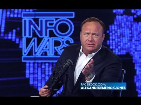 Alex Jones Puts CFR Elitist In His Place!