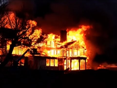 Raw: Fire Destroys Historic Rhode Island Mansion