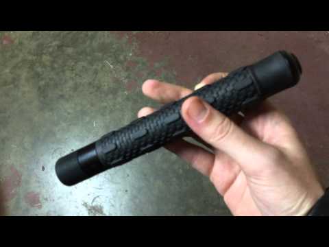 Smith & Wesson 16 inch Expandable Baton Review