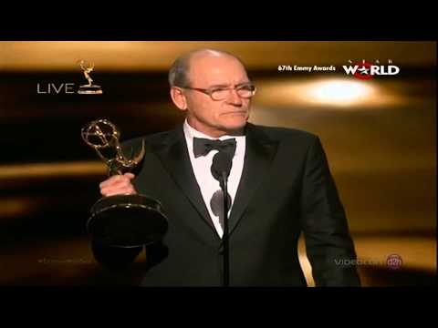 Richard Jenkins Wins Lead Actor Limited Series,Movie 67th Primetime Emmy Awards 2015