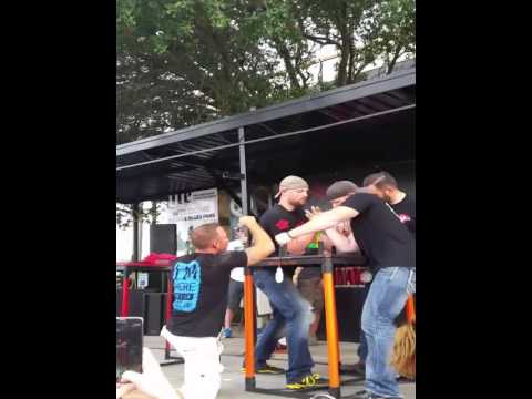 ARMWRESTLING - Mayhem in Memorial Park (Ty Gibson VS Brad Stephens)