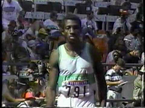 Steve Lewis 400m Final 43.87 (WJR) - 1988 Seoul Olympics