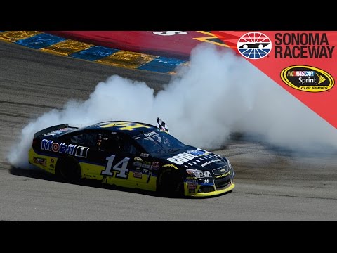 Stewart beats Hamlin in classic finish