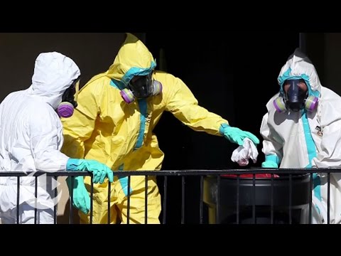 The Ebola Virus Outbreak 2014: C.D.C.’s Shifting Strategy | Times Minute | The New York Times