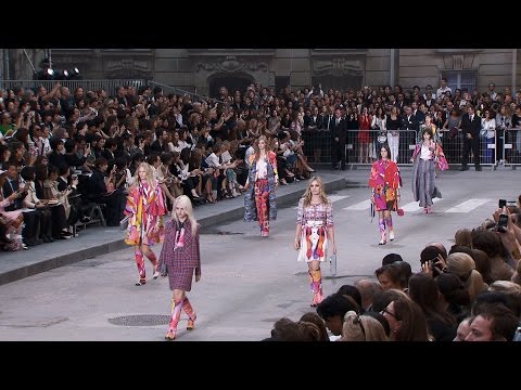 Spring-Summer 2015 Ready-to-Wear CHANEL Show