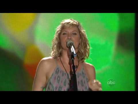 sugarland - it happens (live at cma fest 2009)