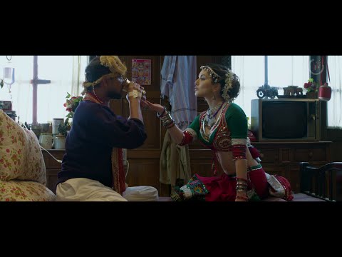 No Smoking #11minutes : Sunny Leone, Alok Nath and Deepak Dobriyal