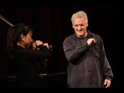 Pinchas Zukerman: Violin / Viola Masterclass