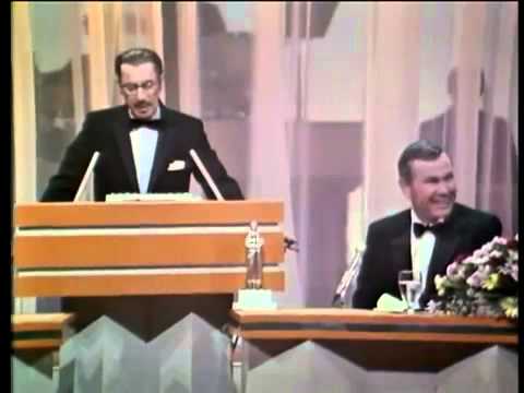 Funny Groucho Marx on Johnny Carson. Hilarious!