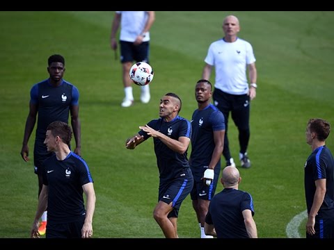 Dernier entrainement des Bleus à Clairefontaine avant France - Portugal