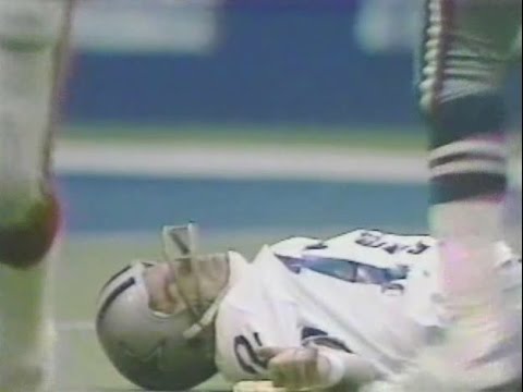 1978 NFC Divisional Playoff Falcons at Cowboys - Roger Staubach Nailed