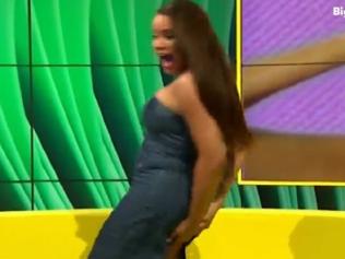 TV presenter’s spectacular wardrobe malfunction