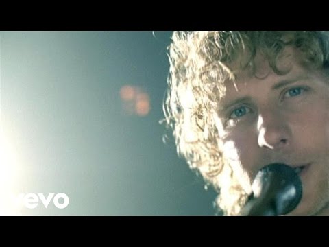 Dierks Bentley - Come A Little Closer