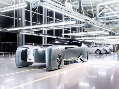 Rolls-Royce Unveils Streamliner-Inspired 103EX Vision Next 100 Concept