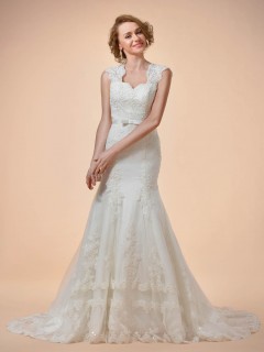 Seraphina Appliqued Wedding Dress