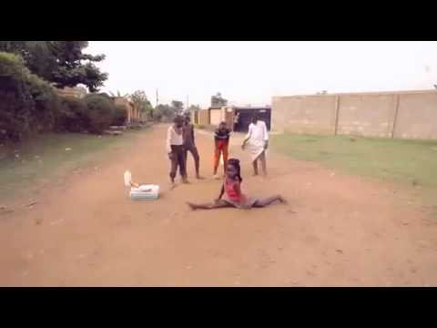 Ghetto boys dancing Sitya Loss, Only in Africa