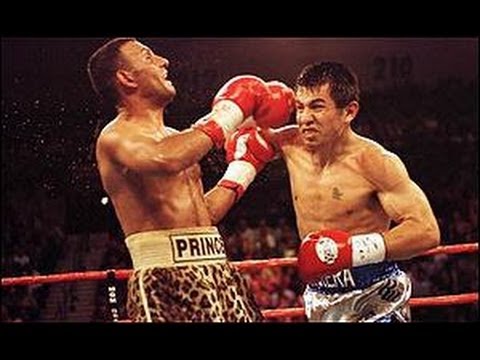 Prince Naseem Hamed vs Marco Antonio Barrera — April 7, 2001 [Full Fight]