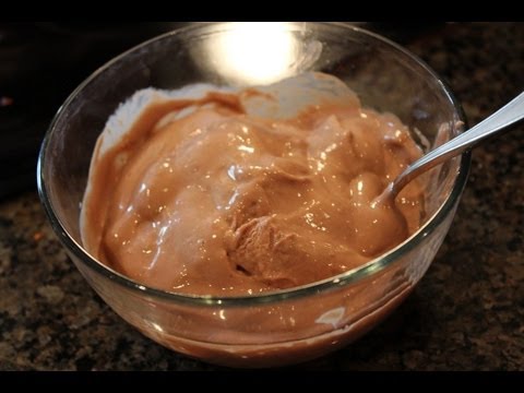 Bodybuilding Nighttime Snack: Cottage Cheese "Ice Cream"