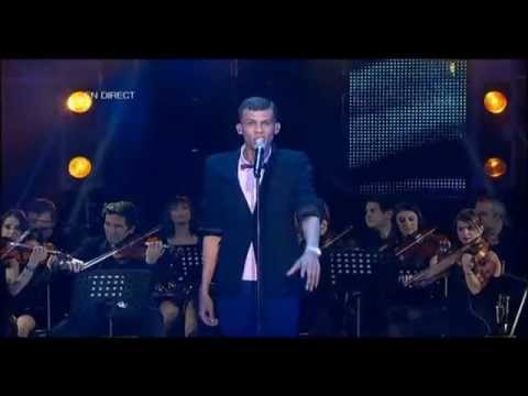 Stromae "Alors on Danse" Les Victoires de la Musique 2011