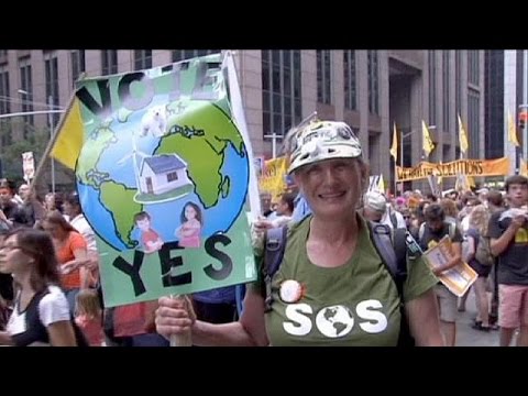 New York: Massive demonstration on climate change - no comment