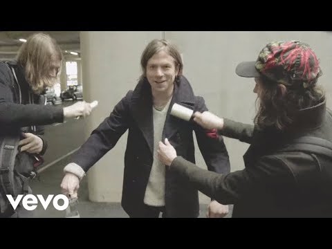 Cage The Elephant - Cry Baby