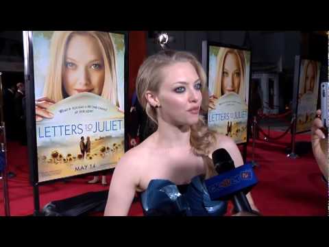 Amanda Seyfried & Chris Egan Interview: Letters To Juliet LA Movie Premiere