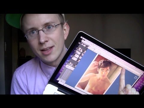 MY REACTION TO DARREN CRISS PICTURES - I CAN'T EVEN | Tyler Oakley