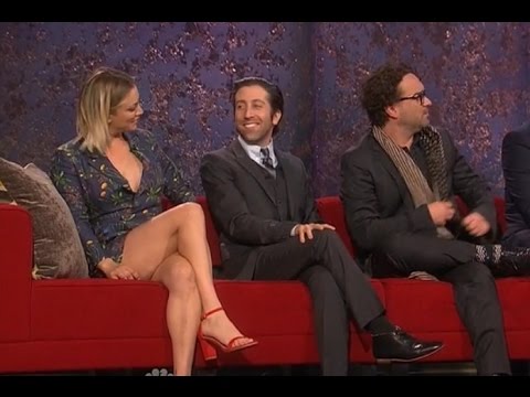 Kaley Cuoco Caught Her Ass Hanging Out - Big Bang Theory