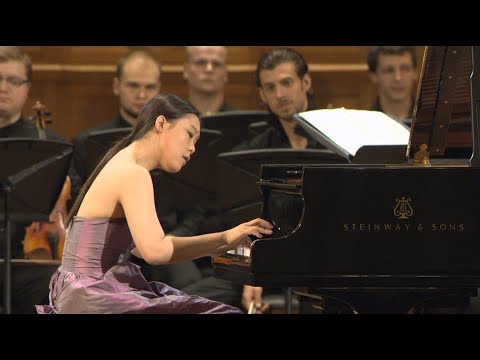 Mozart - Piano Concerto No. 21, K.467 / Yeol Eum Son