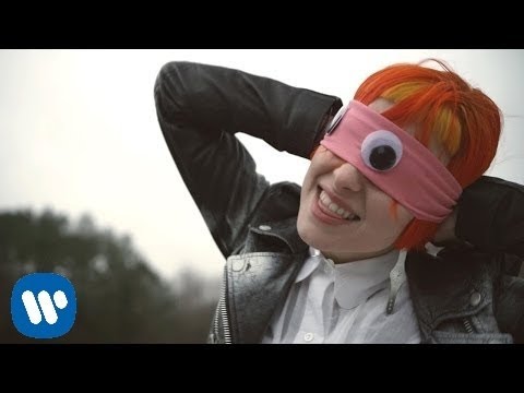 Paramore: Ain't It Fun [OFFICIAL VIDEO]