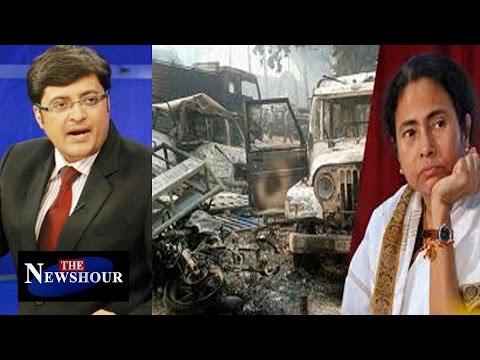 Malda Riots | Mamata Banerjee's Vote Bank Politics : The Newshour Debate (11th Jan 2015)