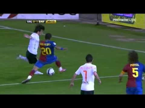 David Silva vs. Dani Alves [Valencia vs Barcelona]