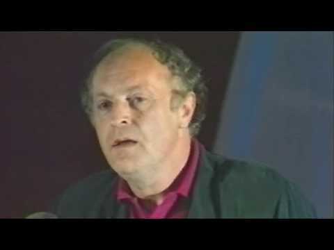 Joseph Brodsky recites "Nature Morte" / Иосиф Бродский, "Натюрморт" 1989 (subtitled)