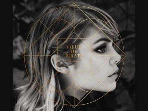 Coeur de Pirate - Place de la République