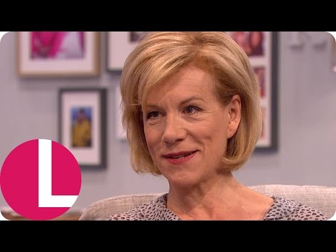 Juliet Stevenson On Alan Rickman's Tough Love Friendship And Helping Refugees in Calais | Lorraine