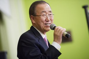 Secretary-General Ban Ki-moon during his dialogue with young people on health issues, on the opening day of the AIDS 2016 conference in Durban, South Africa