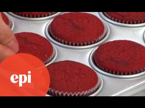 Valentine's Day Cupcakes from Magnolia Bakery: How to Make Red Velvet Cupcakes