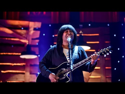 Joan Armatrading – Down To Zero (Folk Awards 2016)