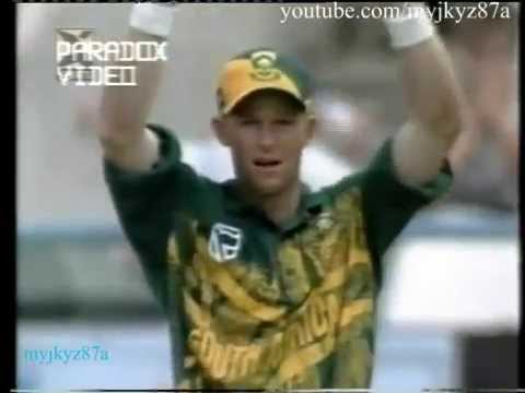 Jonty Rhodes 15 Splendid Fielding (Diving) Saves