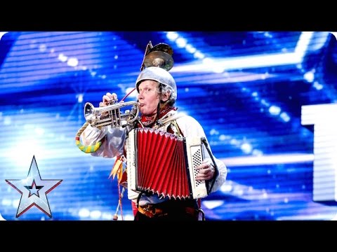 Bill Brookman is a one-man band… on stilts! | Week 2 Auditions | Britain’s Got Talent 2016