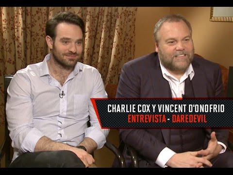 Entrevista con Charlie Cox y Vincent D'Onofrio por Daredevil en Netflix